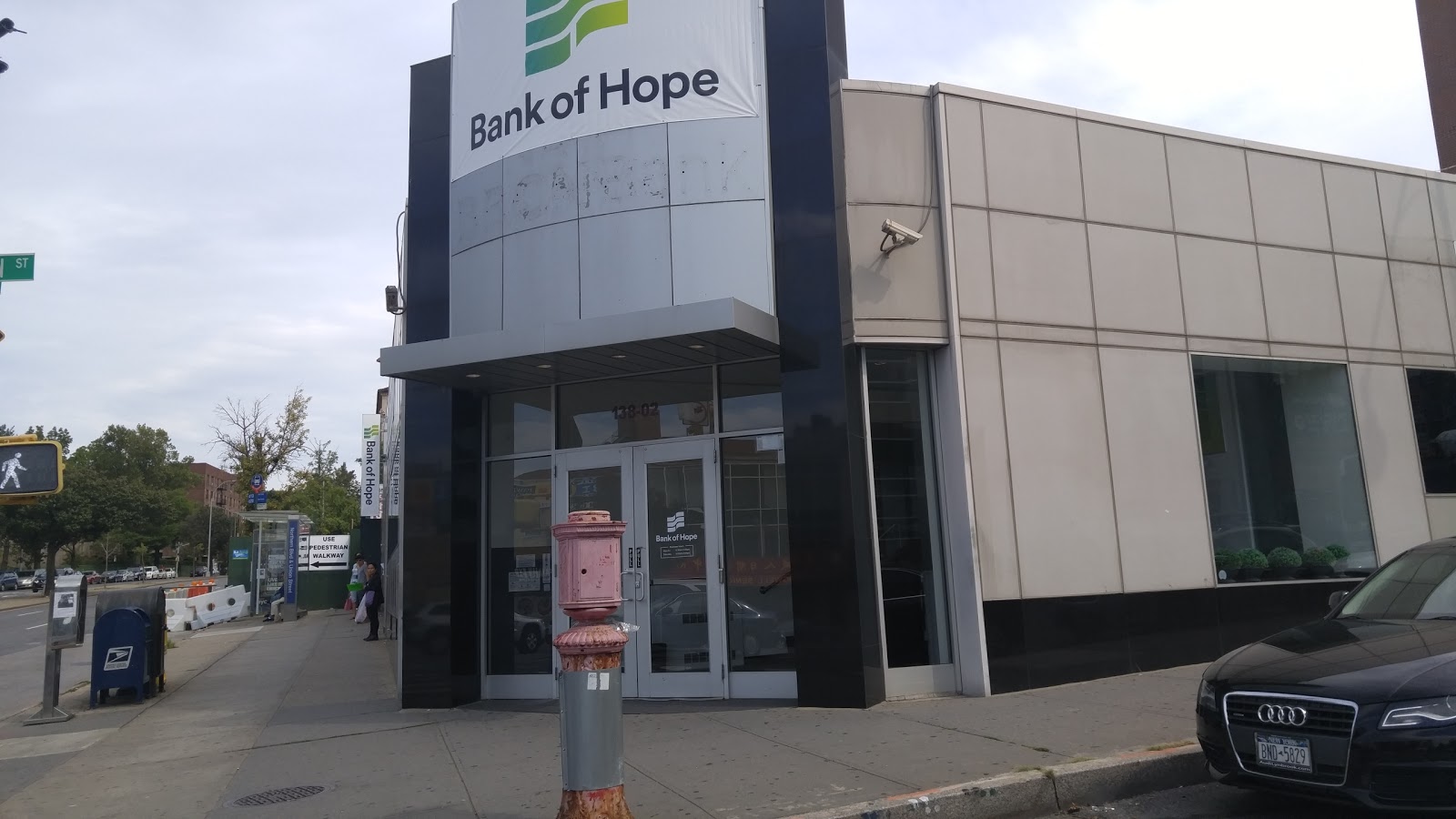 Photo of Bank of Hope in Queens City, New York, United States - 1 Picture of Point of interest, Establishment, Finance, Bank