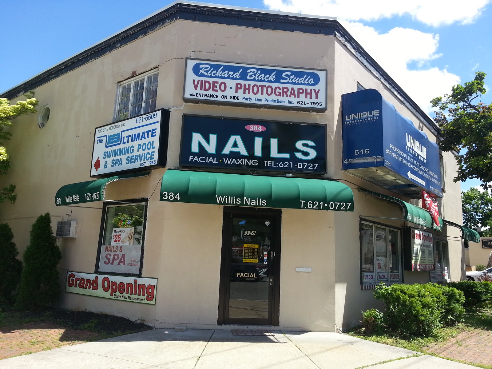 Photo of Willis Nails & Spa in Roslyn Heights City, New York, United States - 1 Picture of Point of interest, Establishment, Beauty salon, Hair care