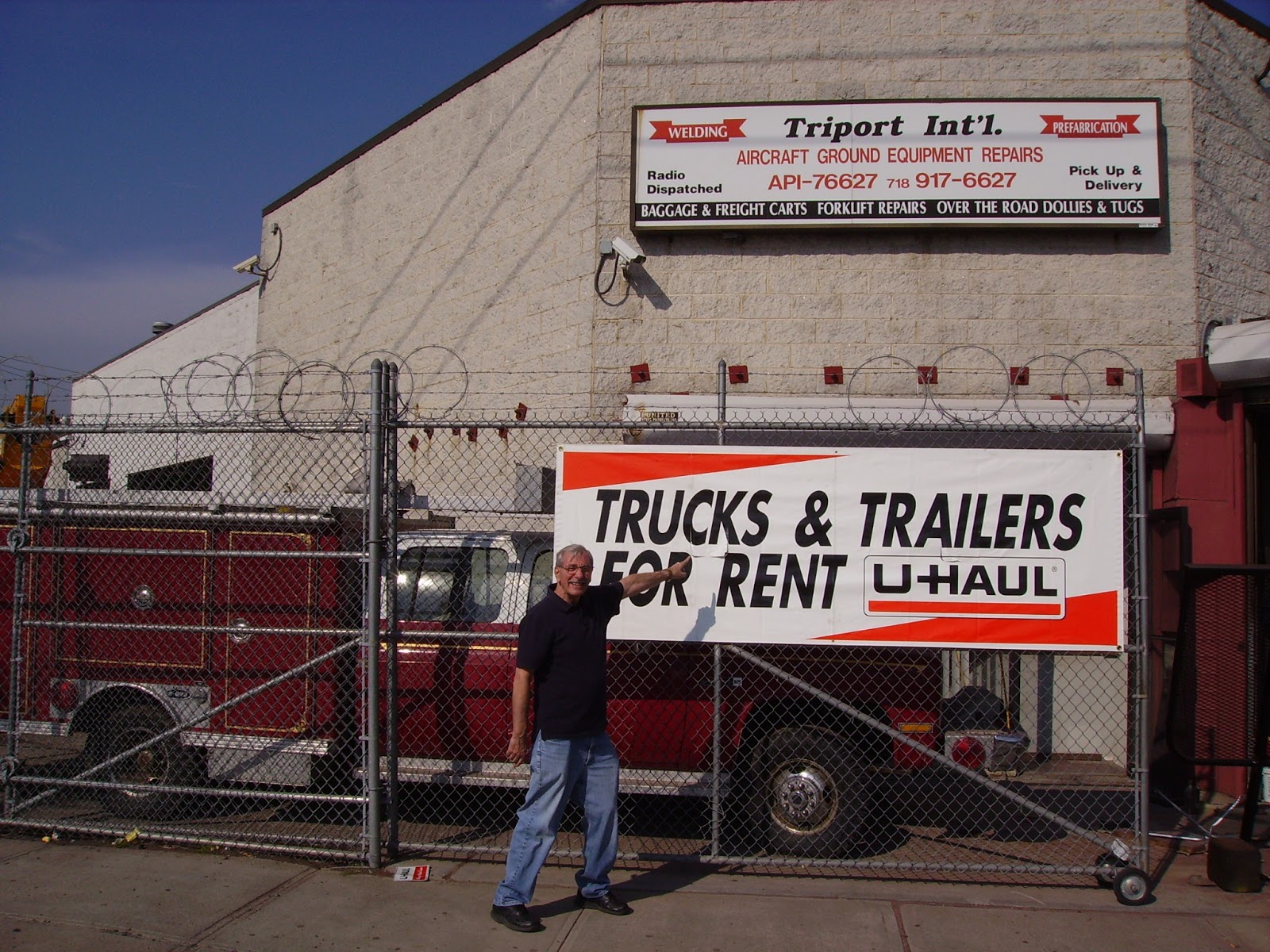 Photo of U-Haul Neighborhood Dealer in Queens City, New York, United States - 2 Picture of Point of interest, Establishment