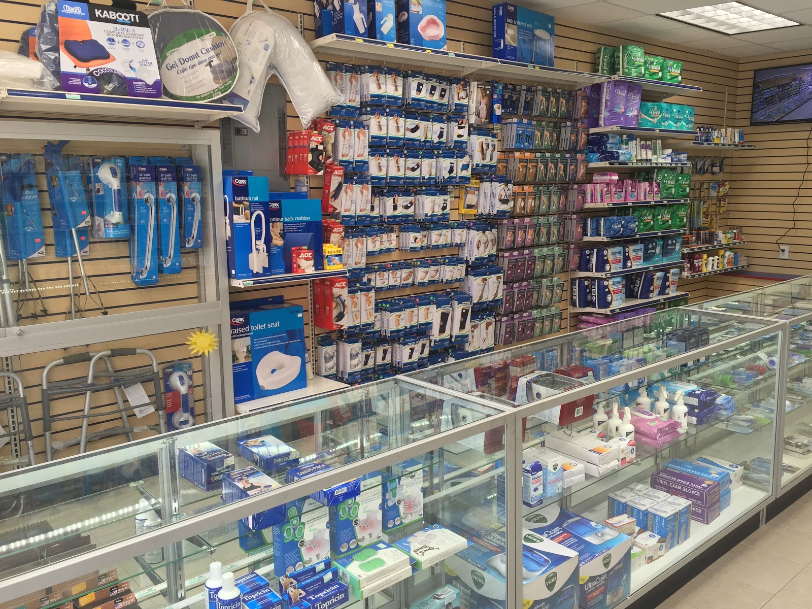 Photo of iShop OTC/Surgicals/Guru in New York City, New York, United States - 3 Picture of Point of interest, Establishment, Store, Health