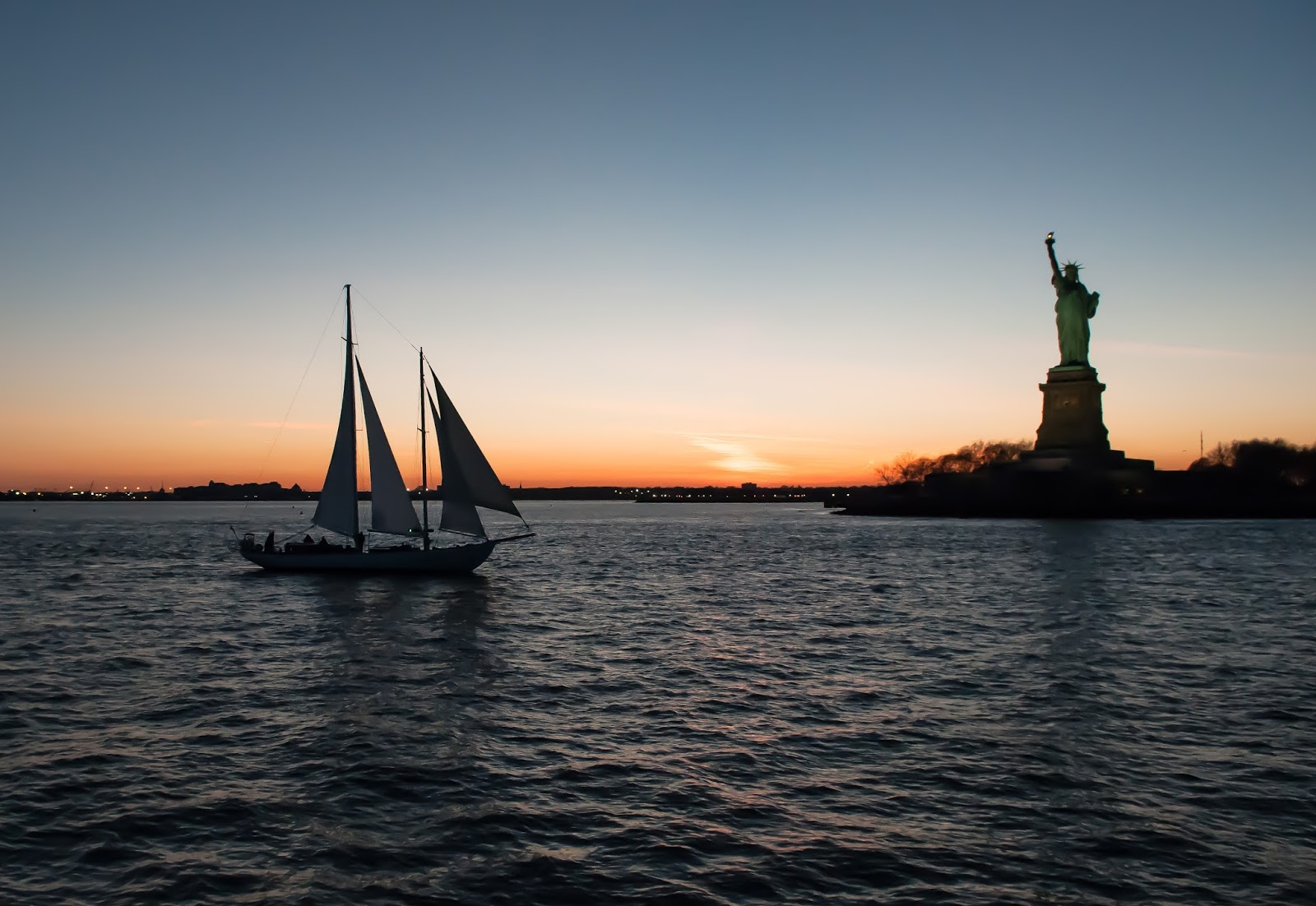 Photo of Circle Line Sightseeing Cruises in New York City, New York, United States - 6 Picture of Point of interest, Establishment, Travel agency