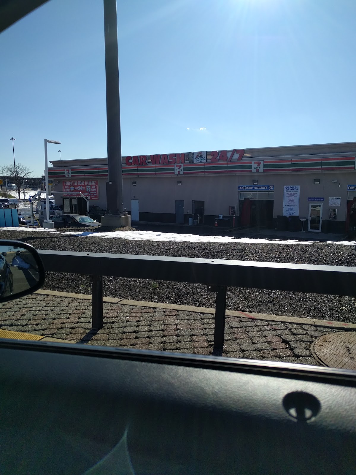 Photo of Gulf in Newark City, New Jersey, United States - 2 Picture of Point of interest, Establishment, Gas station, Car repair