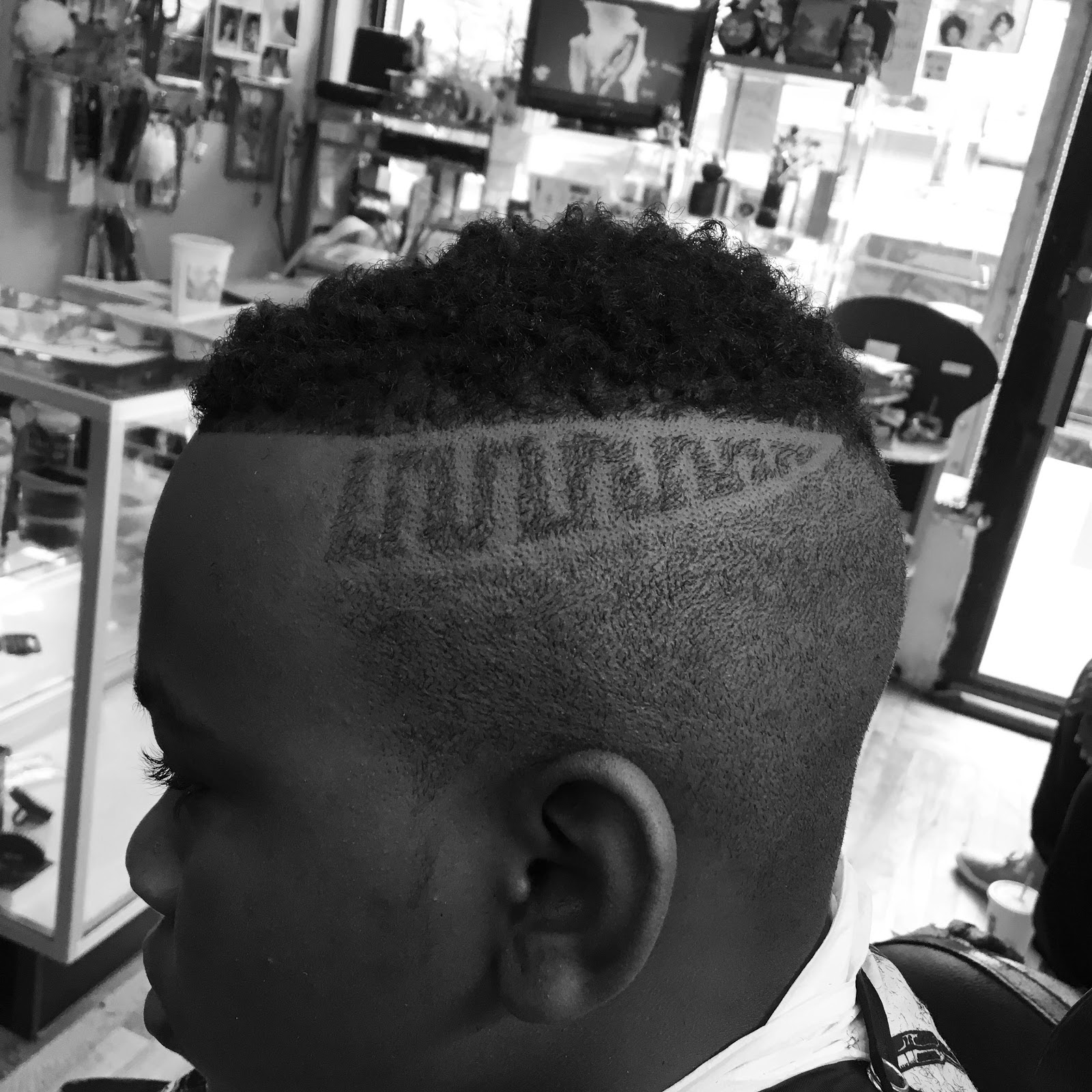 Photo of Jones prestige cut Barber in Bronx City, New York, United States - 8 Picture of Point of interest, Establishment, Health, Hair care