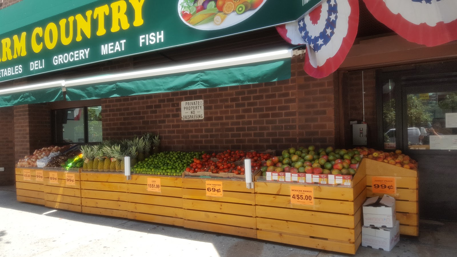 Photo of FARM COUNTRY in New York City, New York, United States - 3 Picture of Food, Point of interest, Establishment, Store, Grocery or supermarket