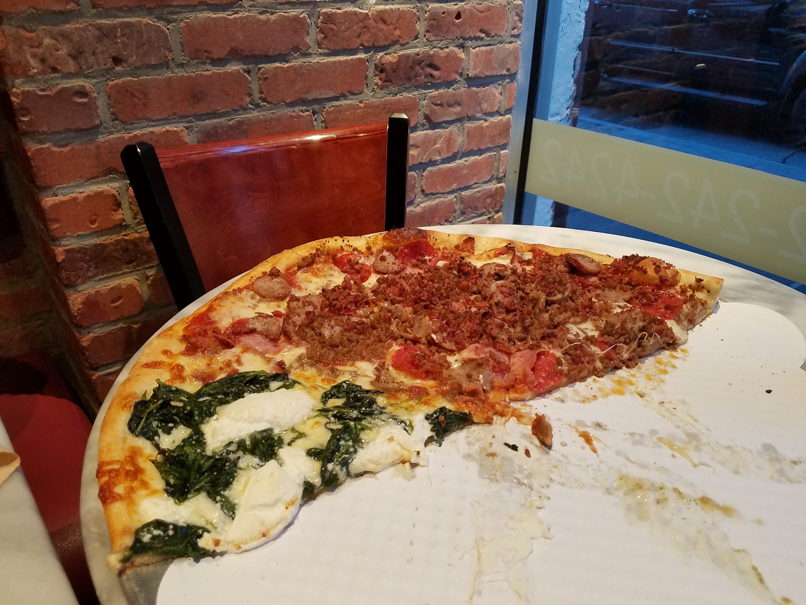Photo of Pizza Italia in New York City, New York, United States - 1 Picture of Restaurant, Food, Point of interest, Establishment, Meal takeaway, Meal delivery