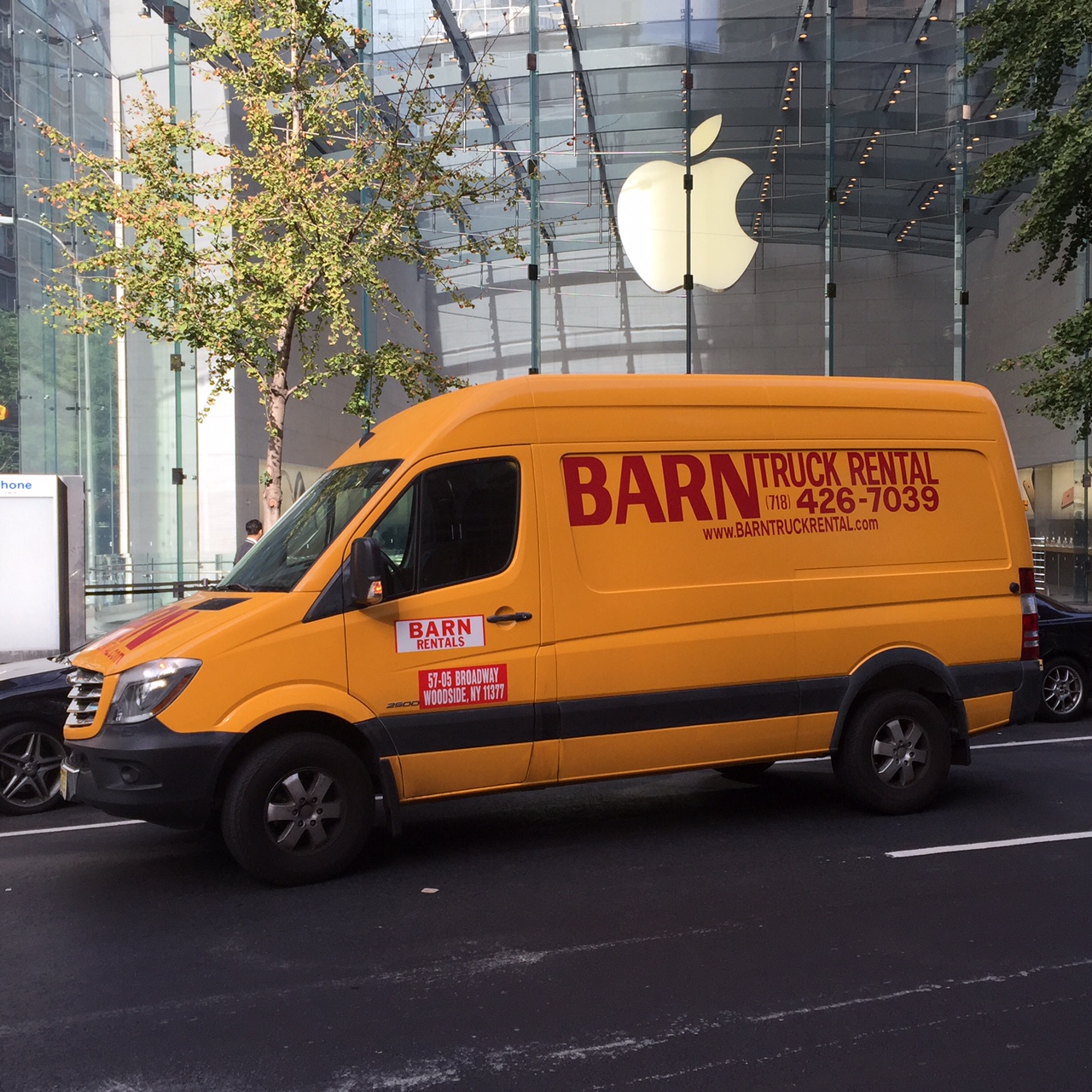 Photo of Barn Trailer Services Inc in Woodside City, New York, United States - 4 Picture of Point of interest, Establishment, Store