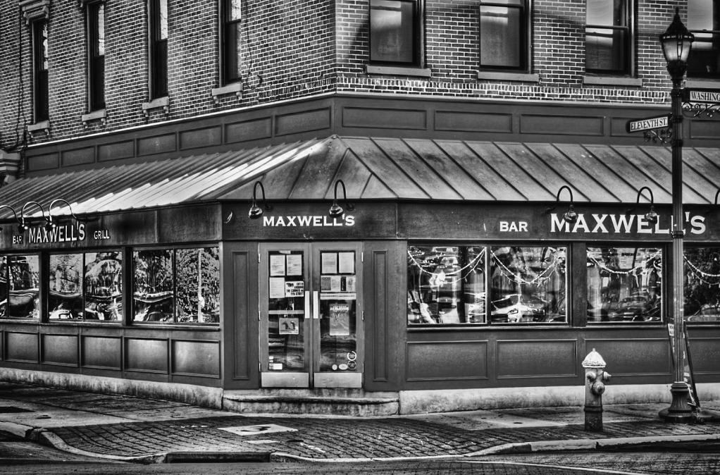 Photo of Maxwell's Tavern in Hoboken City, New Jersey, United States - 2 Picture of Restaurant, Food, Point of interest, Establishment, Bar