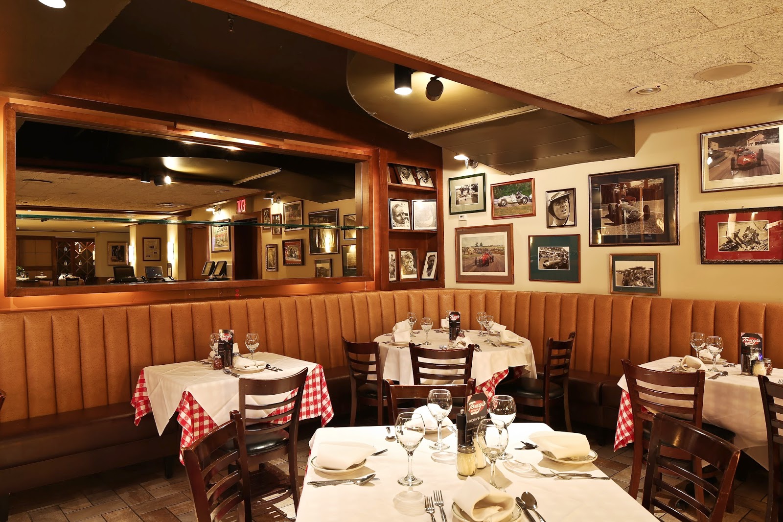 Photo of Tony's Di Napoli in New York City, New York, United States - 1 Picture of Restaurant, Food, Point of interest, Establishment, Bar