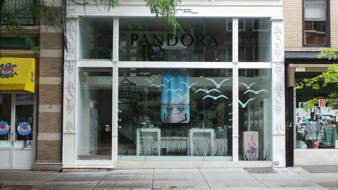 Photo of Pandora in New York City, New York, United States - 1 Picture of Point of interest, Establishment, Store, Jewelry store