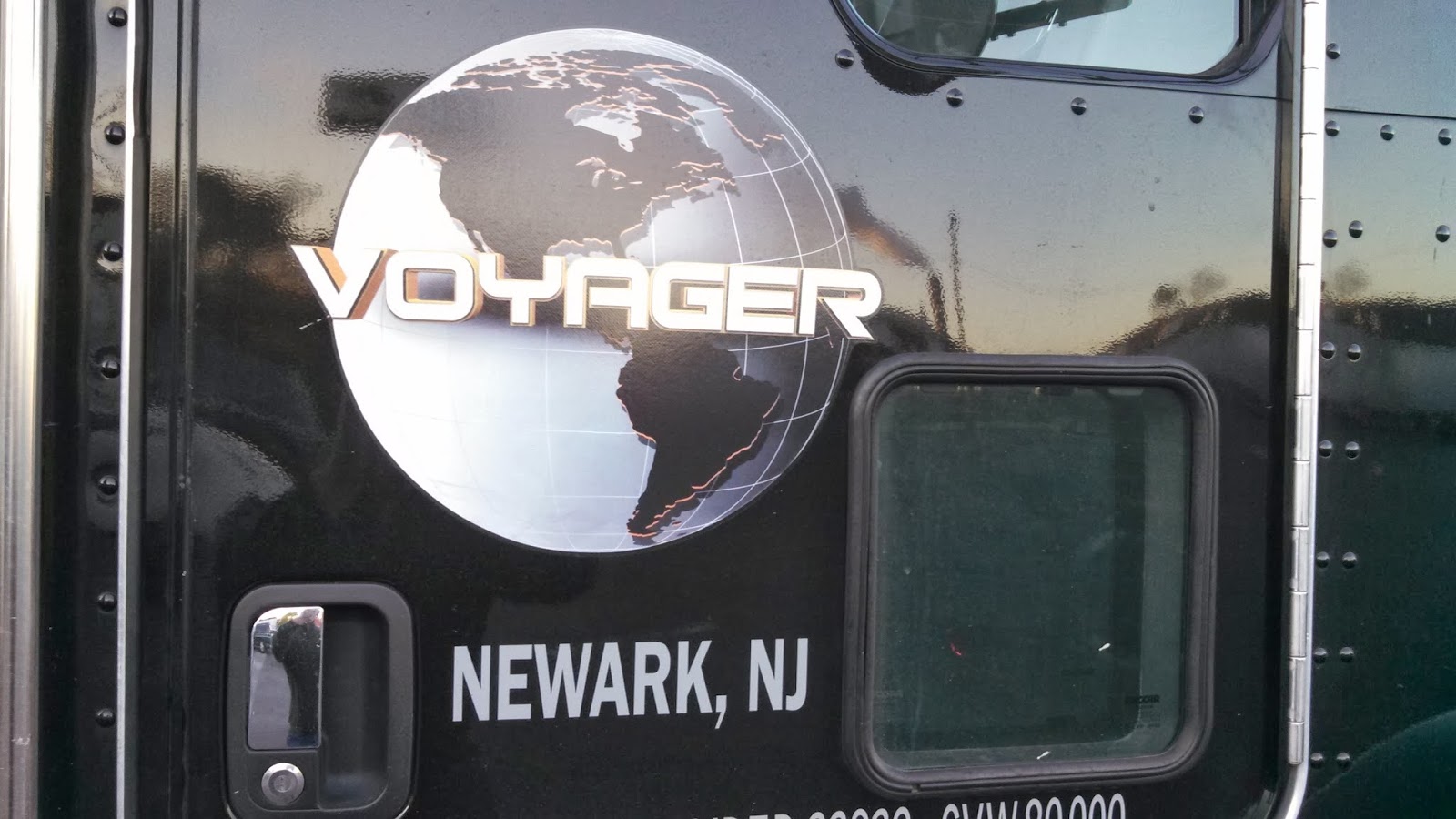 Photo of Voyager Trucking Corporation in Newark City, New Jersey, United States - 6 Picture of Point of interest, Establishment, Moving company