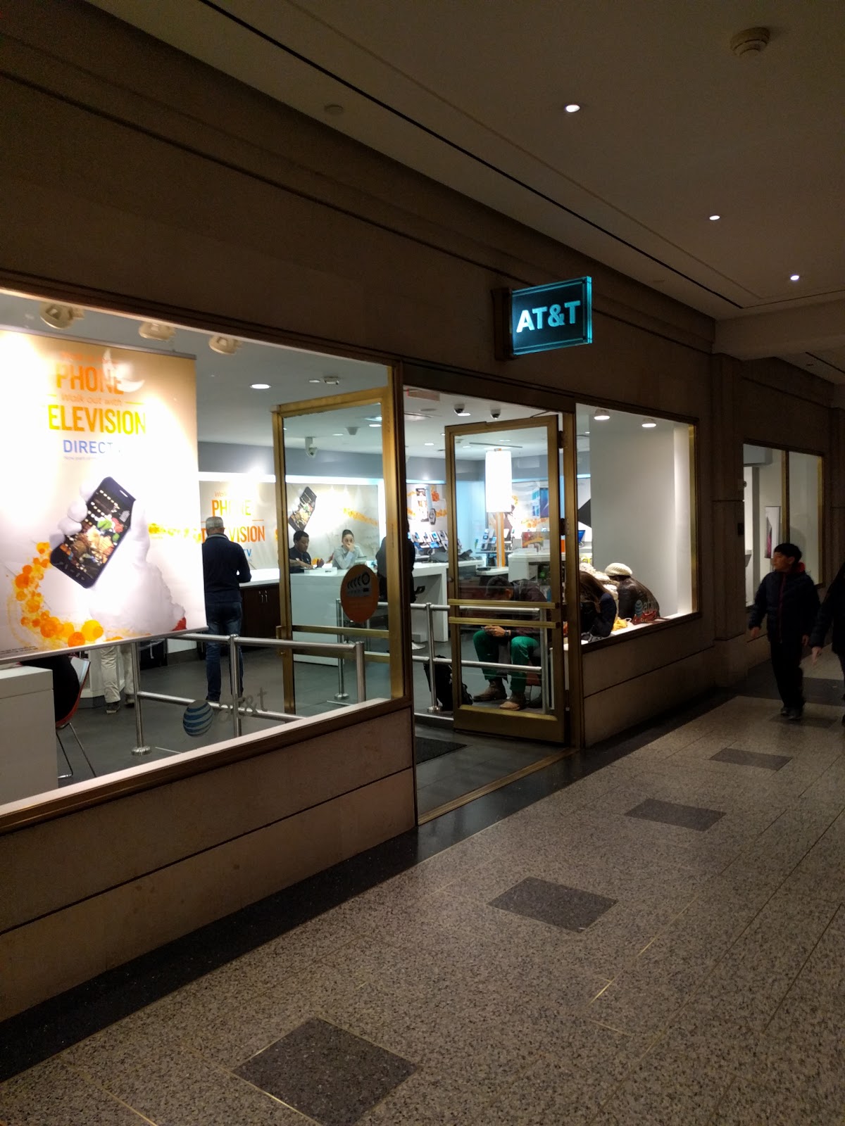 Photo of AT&T in New York City, New York, United States - 1 Picture of Point of interest, Establishment, Store, Electronics store