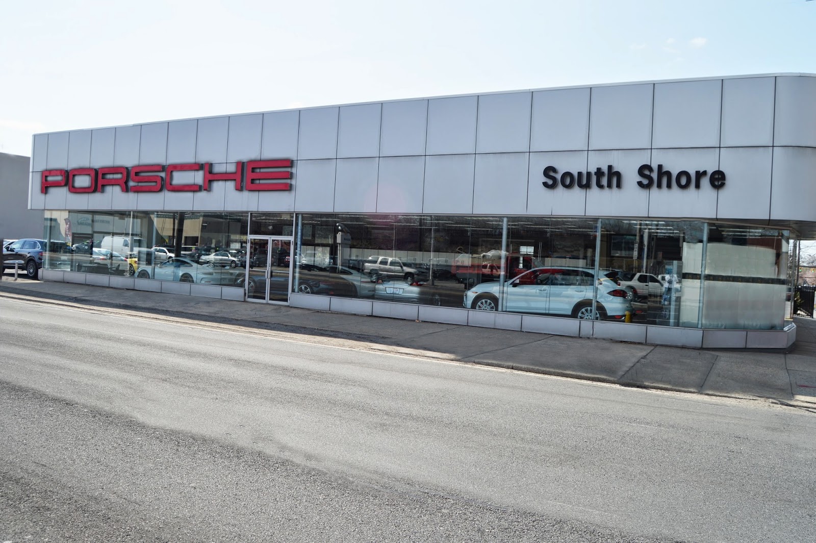Photo of Porsche of South Shore in Freeport City, New York, United States - 2 Picture of Point of interest, Establishment, Car dealer, Store, Car repair