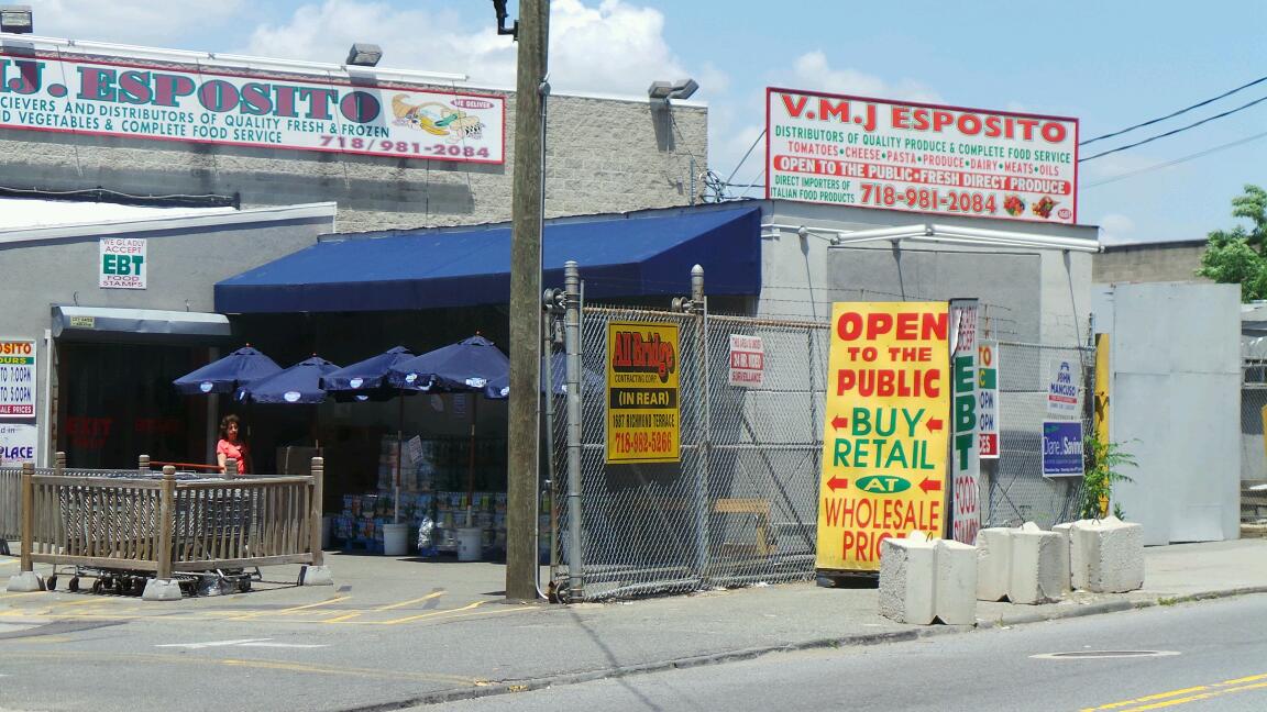 Photo of VMJ Esposito in Staten Island City, New York, United States - 1 Picture of Food, Point of interest, Establishment, Store, Grocery or supermarket