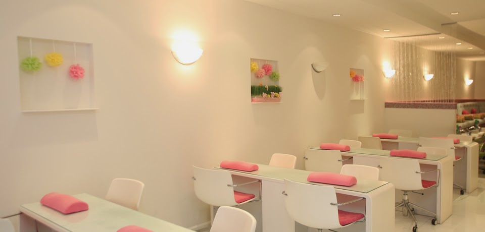 Photo of Pink Lemon Park Nail Salon in New York City, New York, United States - 9 Picture of Point of interest, Establishment, Spa, Beauty salon, Hair care