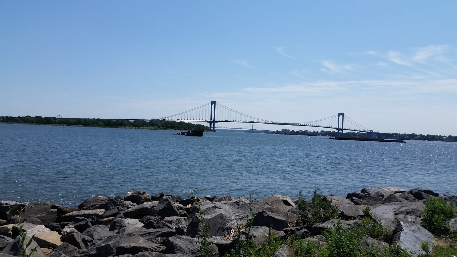 Photo of Clason Point Esplanade in Bronx City, New York, United States - 1 Picture of Point of interest, Establishment