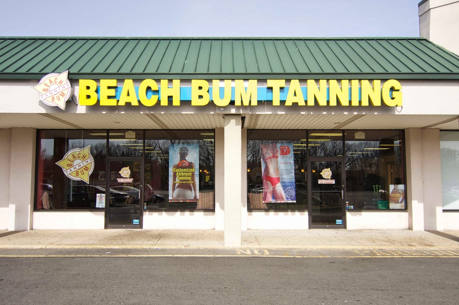 Photo of Beach Bum Tanning & Airbrush Salon in Saddle Brook City, New Jersey, United States - 1 Picture of Point of interest, Establishment
