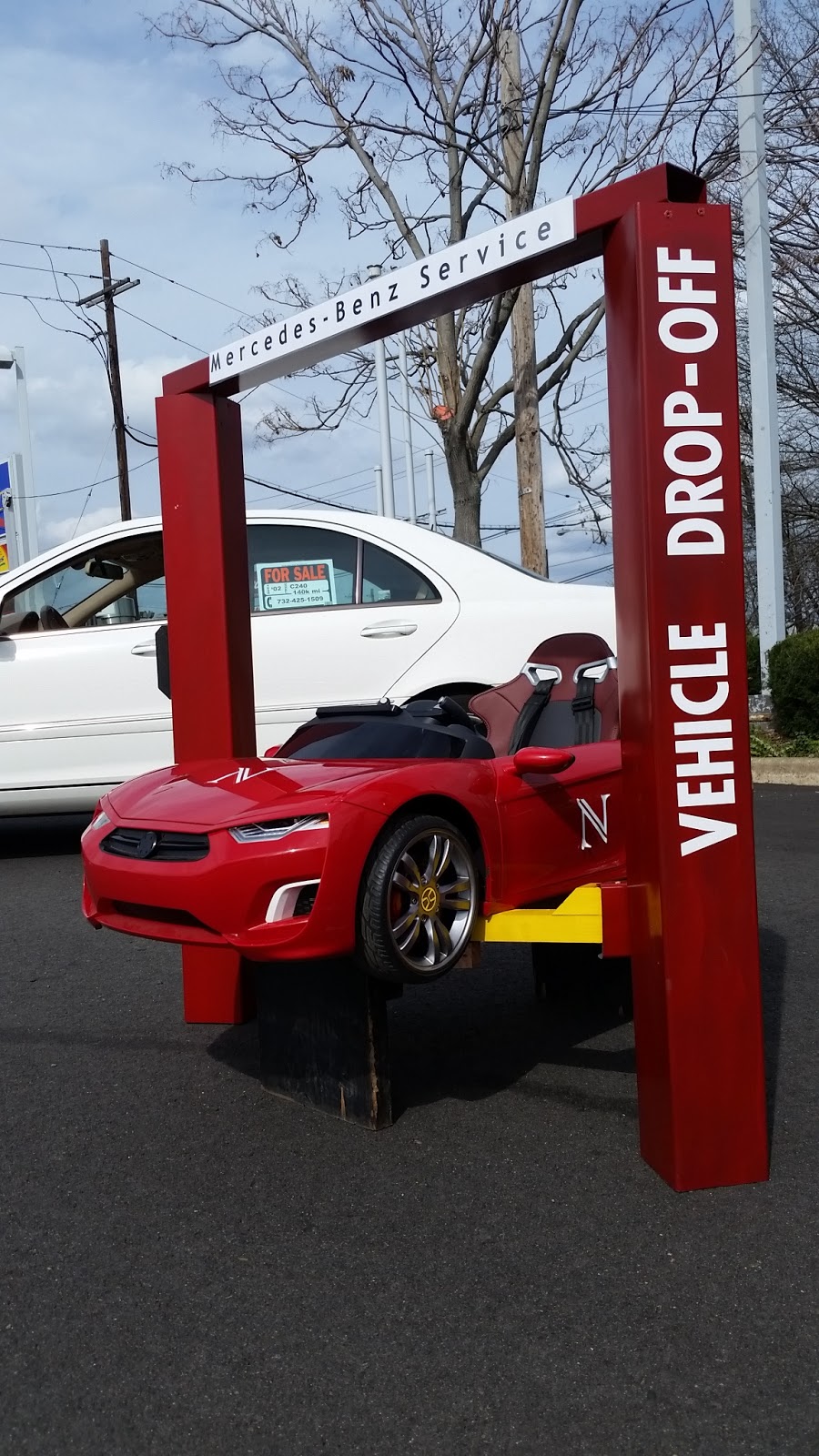 Photo of Mercedes /BMW Nomad (Union Division) in Union City, New Jersey, United States - 2 Picture of Point of interest, Establishment, Car repair