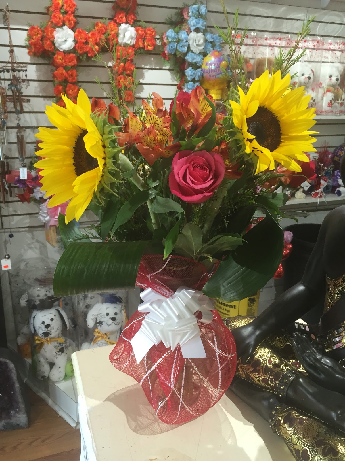 Photo of Guias Y Angeles Flower Shop in Kings County City, New York, United States - 10 Picture of Point of interest, Establishment, Store, Florist