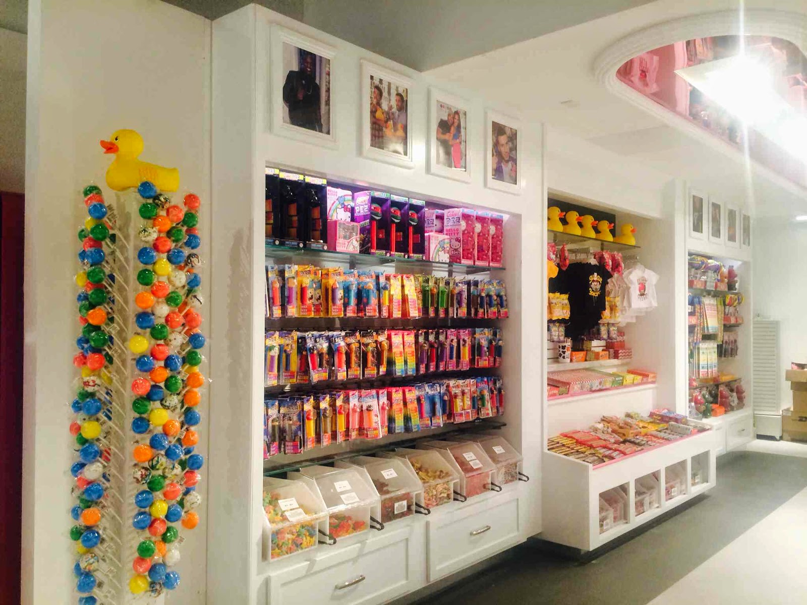 Photo of Sugar Factory Barclays Center in Brooklyn City, New York, United States - 9 Picture of Food, Point of interest, Establishment, Store