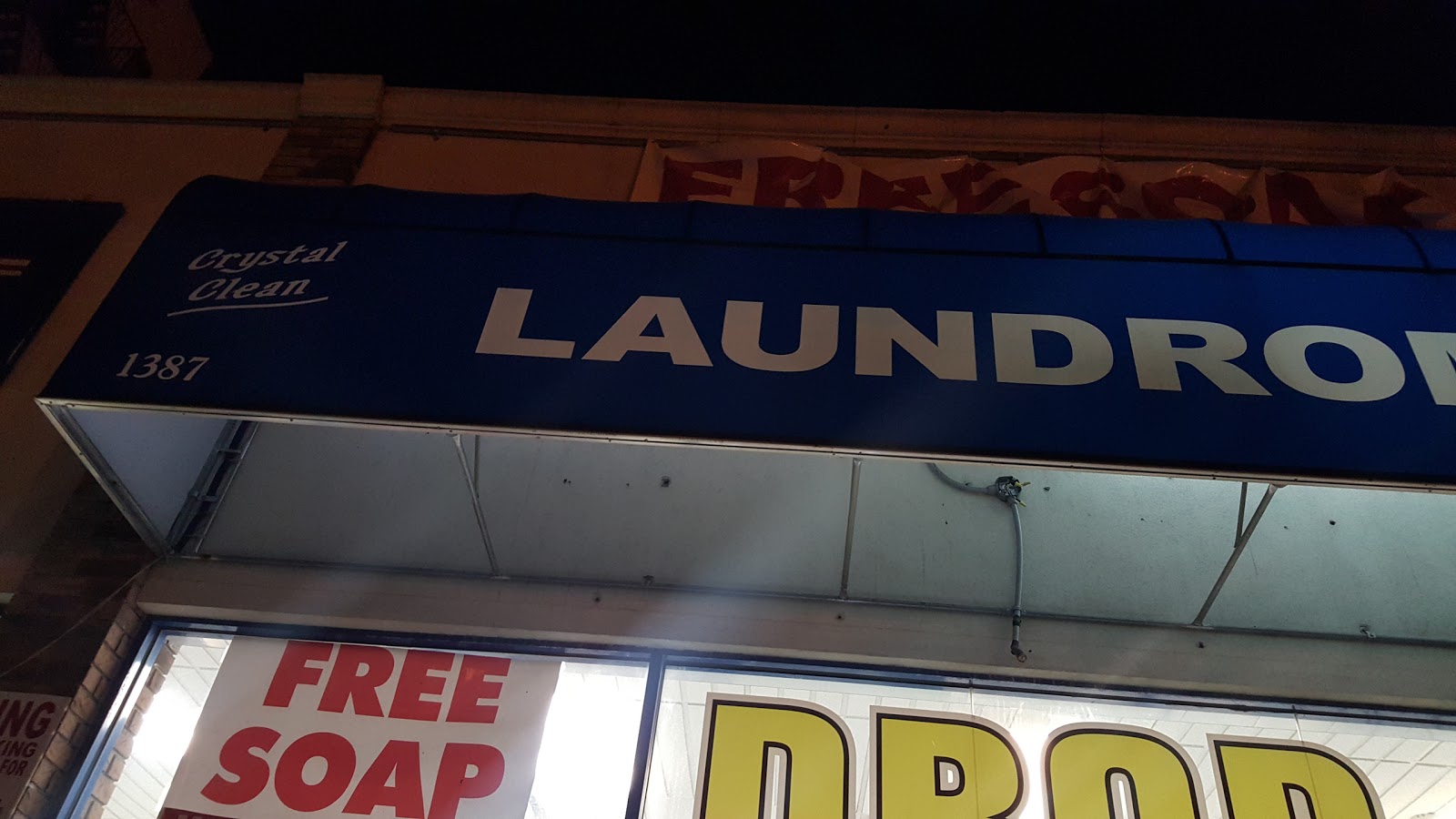 Photo of Crystal Clean Laundromat in Bronx City, New York, United States - 1 Picture of Point of interest, Establishment, Laundry