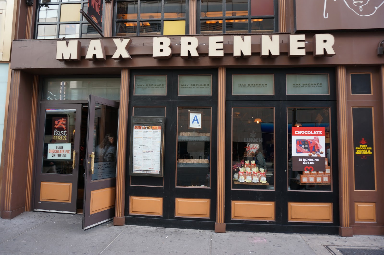 Photo of Max Brenner in New York City, New York, United States - 8 Picture of Restaurant, Food, Point of interest, Establishment, Store, Bar