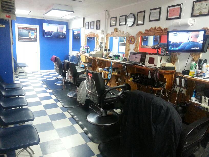 Photo of Los Boricuas Barbershop in Bronx City, New York, United States - 5 Picture of Point of interest, Establishment, Health, Hair care