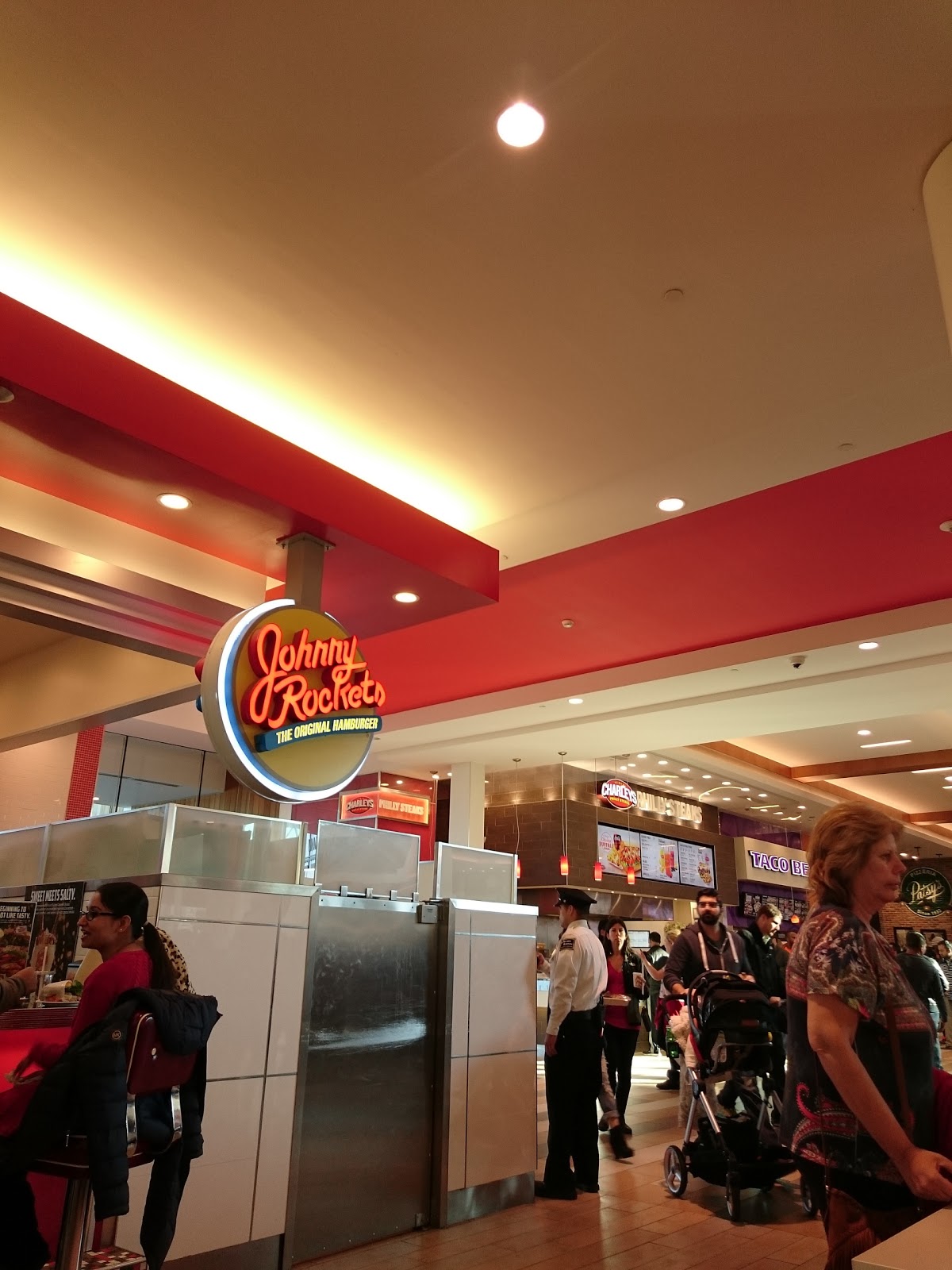 Photo of Johnny Rockets in Garden City, New York, United States - 1 Picture of Restaurant, Food, Point of interest, Establishment