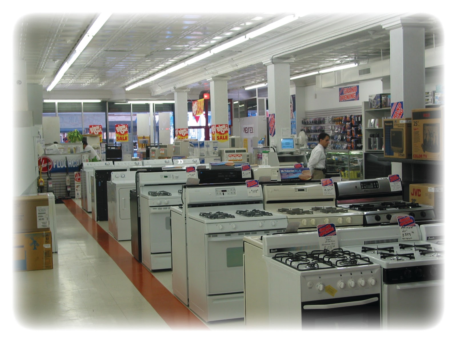 Photo of Neighborhood Appliances Electronics Inc in Richmond Hill City, New York, United States - 1 Picture of Point of interest, Establishment, Store, Home goods store, Electronics store, Furniture store