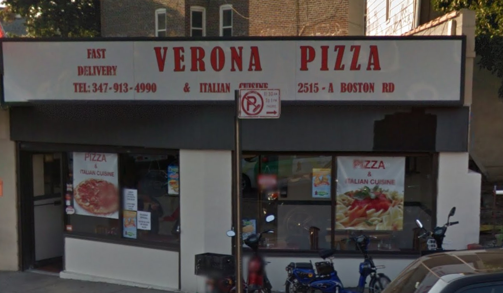 Photo of Verona Pizza & Italian Cuisine in Bronx City, New York, United States - 1 Picture of Restaurant, Food, Point of interest, Establishment, Meal takeaway, Meal delivery