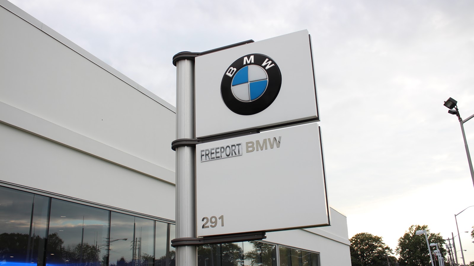 Photo of BMW of Freeport in Freeport City, New York, United States - 6 Picture of Point of interest, Establishment, Car dealer, Store, Car repair