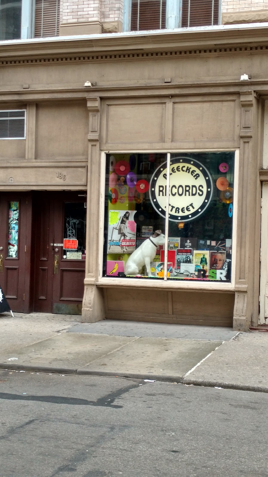 Photo of Bleecker Street Records in New York City, New York, United States - 5 Picture of Point of interest, Establishment, Store, Clothing store