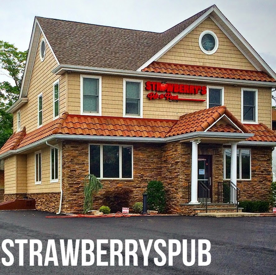 Photo of Strawberry's Pub & Pizza in Woodbridge City, New Jersey, United States - 1 Picture of Restaurant, Food, Point of interest, Establishment, Meal takeaway, Bar