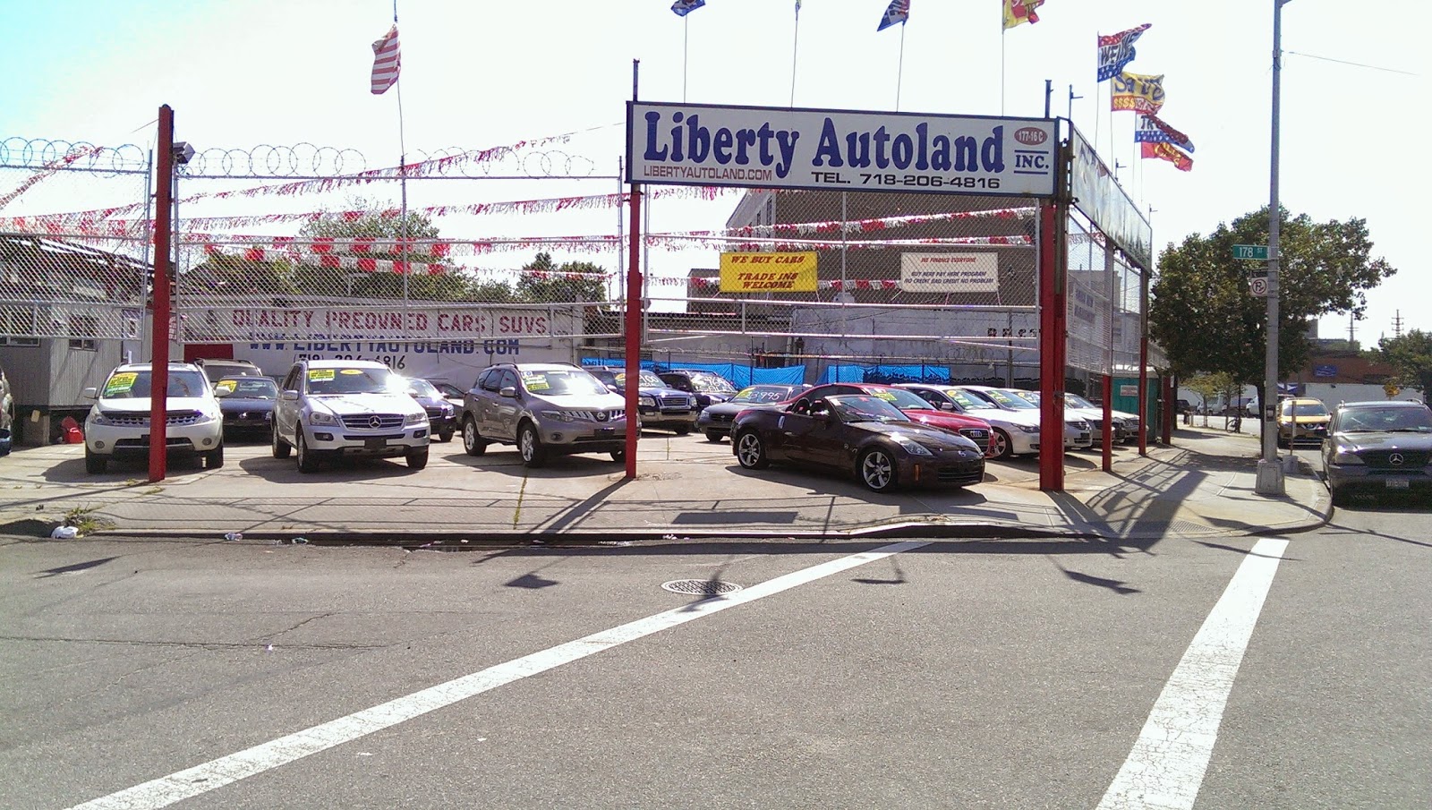 Photo of Liberty Autoland, Inc. in Jamaica City, New York, United States - 3 Picture of Point of interest, Establishment, Car dealer, Store