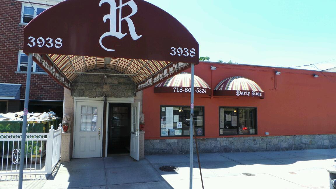 Photo of Rino's Italian Restaurant in Bronx City, New York, United States - 1 Picture of Restaurant, Food, Point of interest, Establishment, Bar