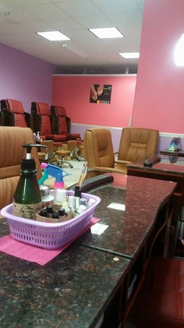 Photo of BG Nails Spa Salon in Mineola City, New York, United States - 8 Picture of Point of interest, Establishment, Beauty salon, Hair care