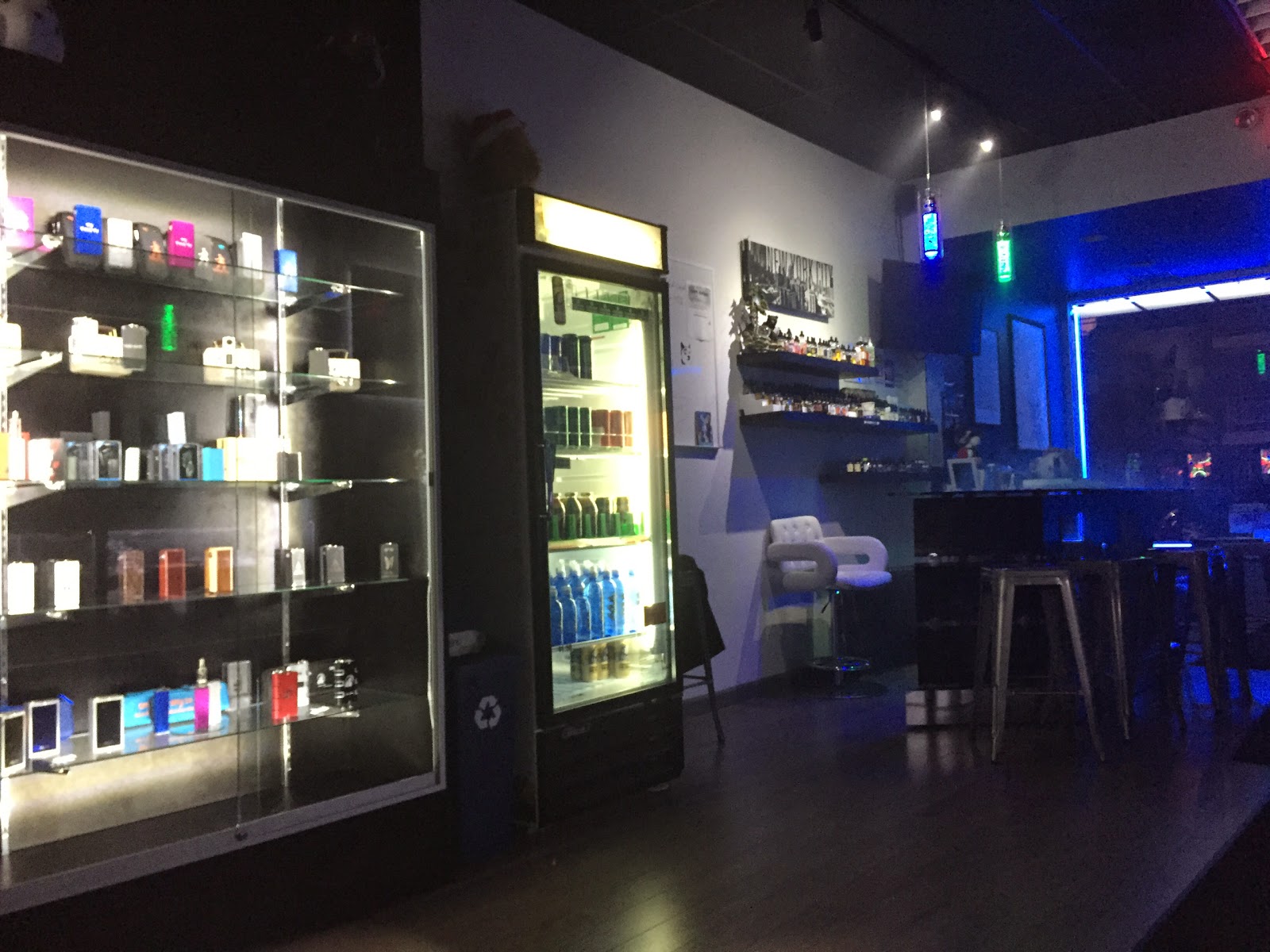 Photo of Nextgen Vapeshop in Kings County City, New York, United States - 8 Picture of Point of interest, Establishment, Store, Bar, Night club