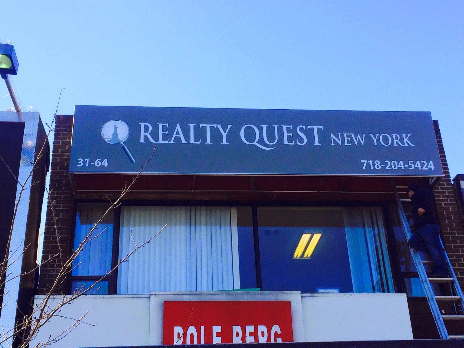 Photo of Realty Quest New York Inc in Queens City, New York, United States - 4 Picture of Point of interest, Establishment, Real estate agency