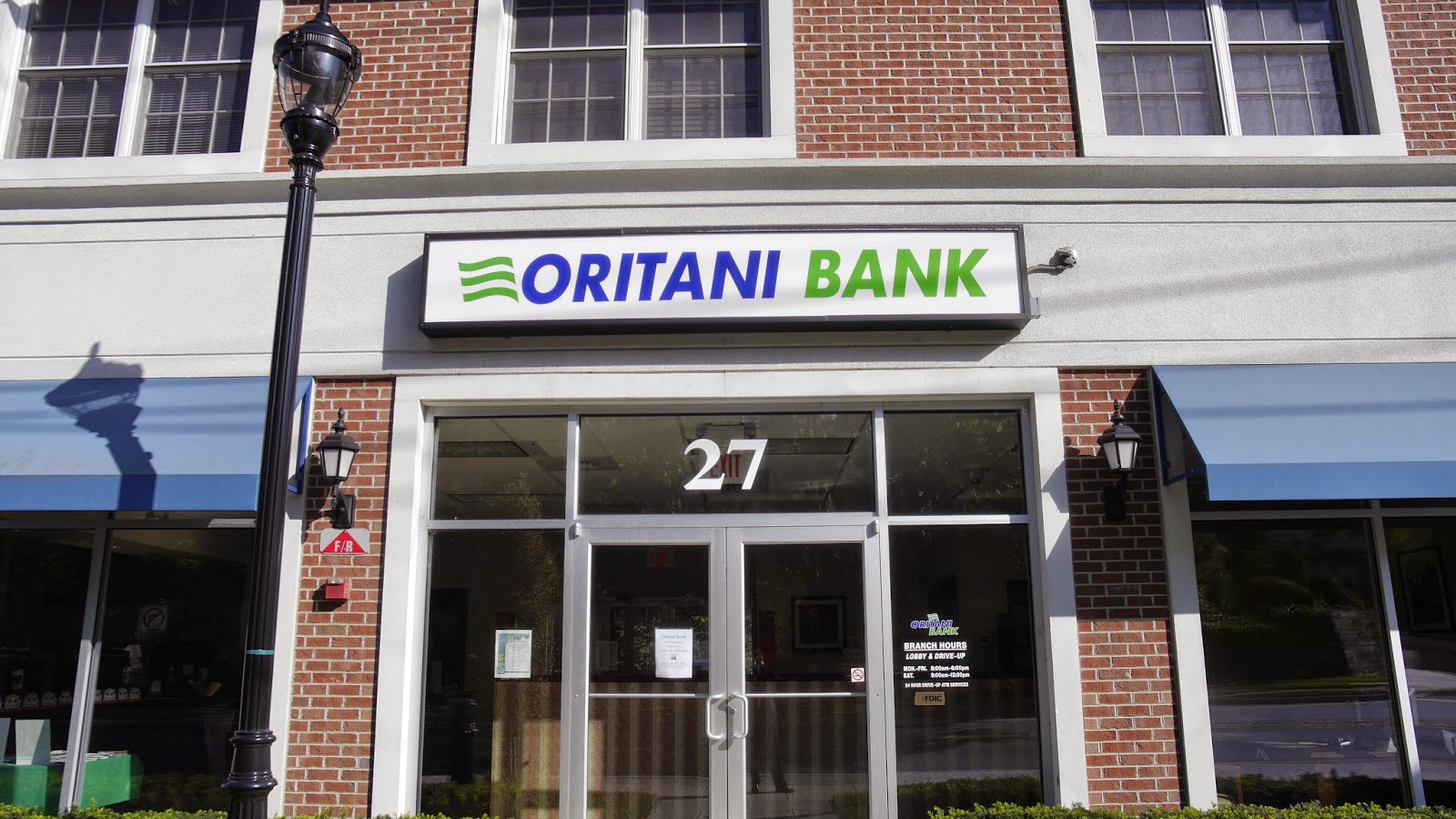 Photo of Oritani Bank in Emerson City, New Jersey, United States - 3 Picture of Point of interest, Establishment, Finance, Atm, Bank