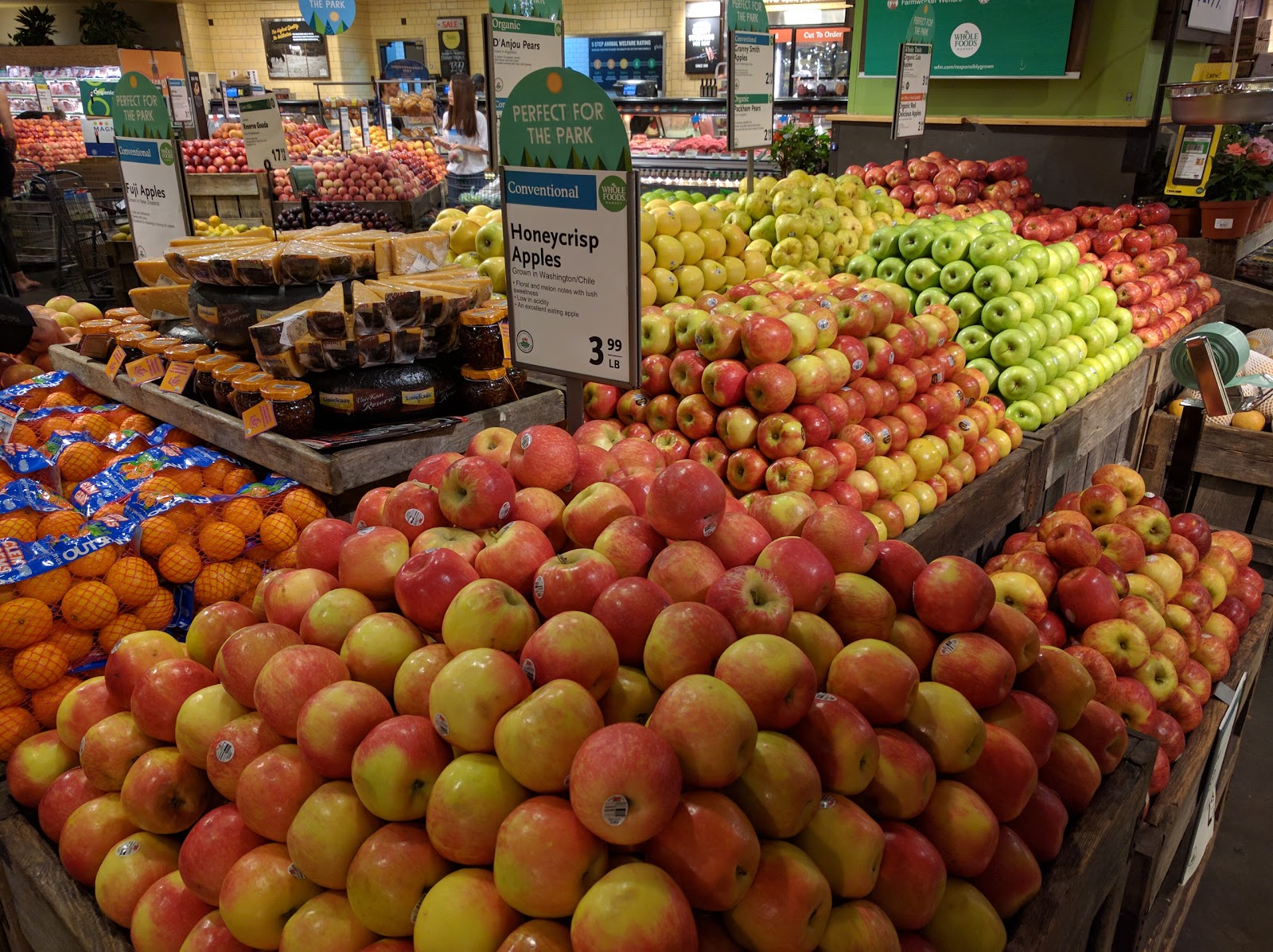 Photo of Whole Foods Market in New York City, New York, United States - 2 Picture of Food, Point of interest, Establishment, Store, Health, Grocery or supermarket, Bakery, Florist