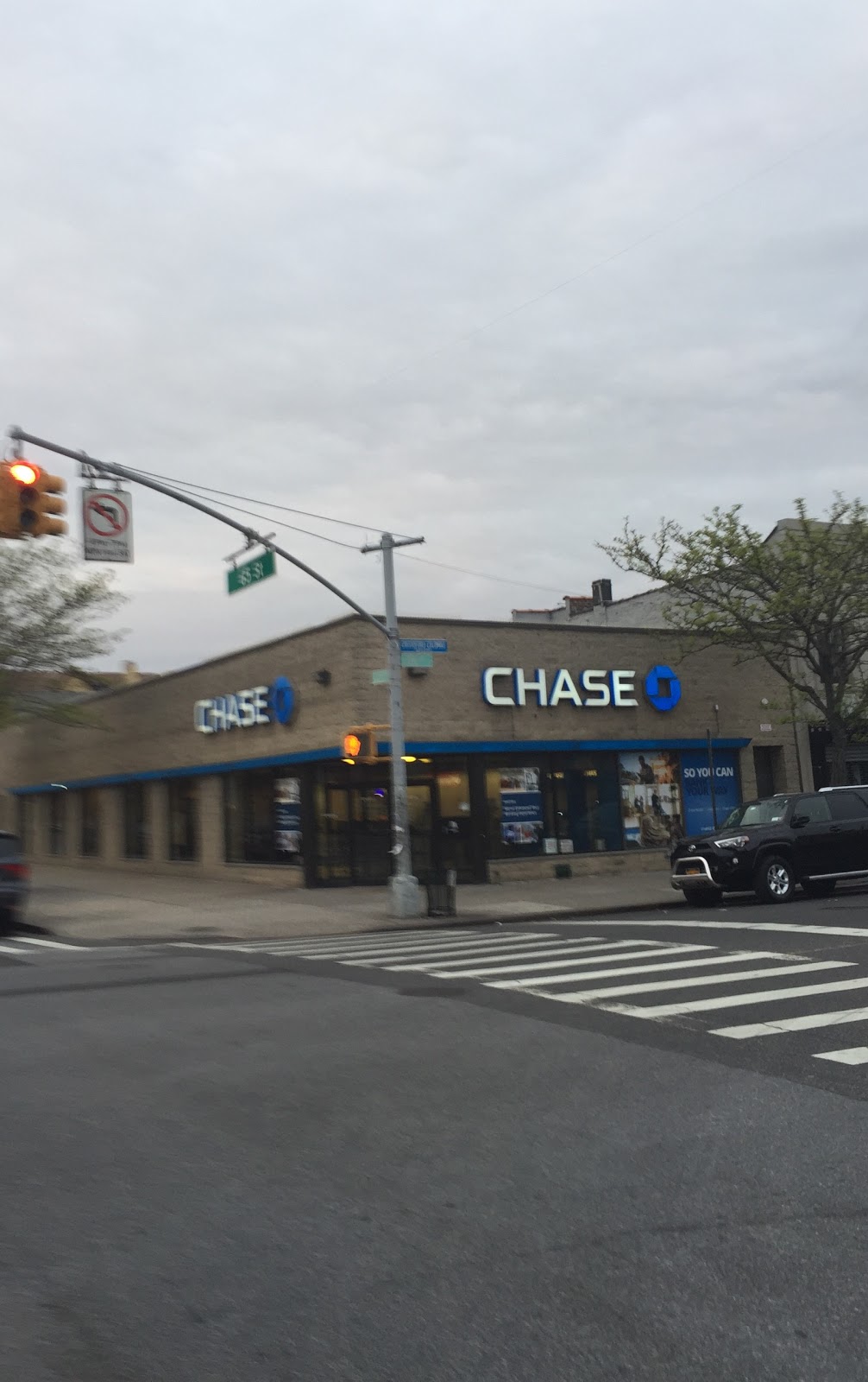 Photo of Chase Bank in Kings County City, New York, United States - 2 Picture of Point of interest, Establishment, Finance, Atm, Bank