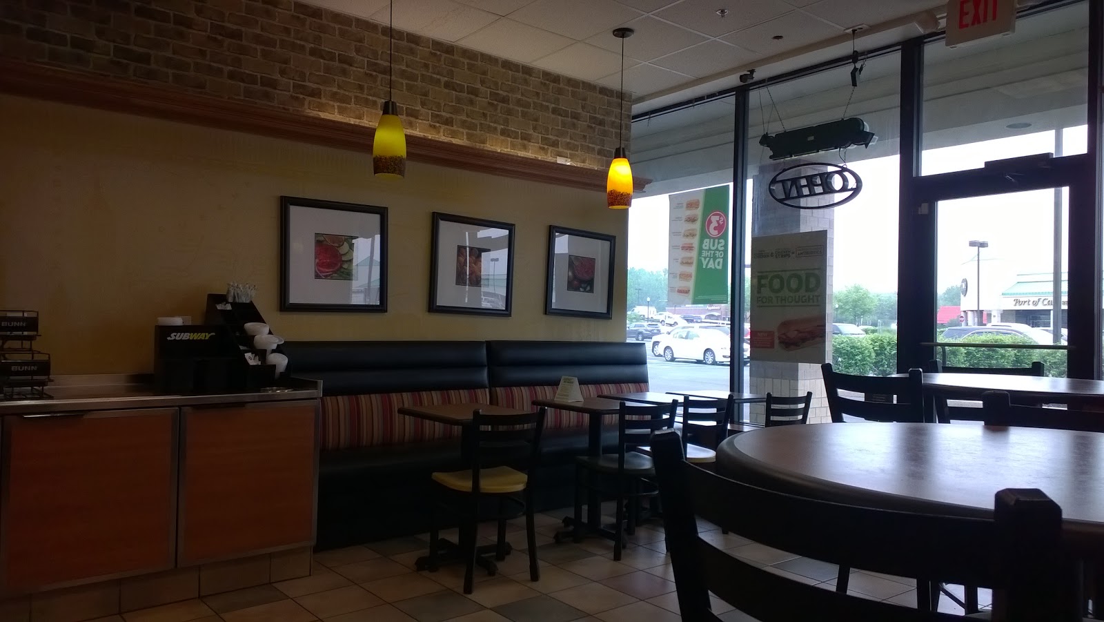 Photo of Subway in Hackensack City, New Jersey, United States - 5 Picture of Restaurant, Food, Point of interest, Establishment