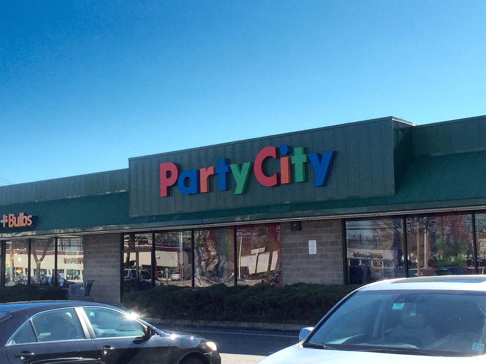 Photo of Party City in Paramus City, New Jersey, United States - 1 Picture of Food, Point of interest, Establishment, Store, Home goods store, Clothing store