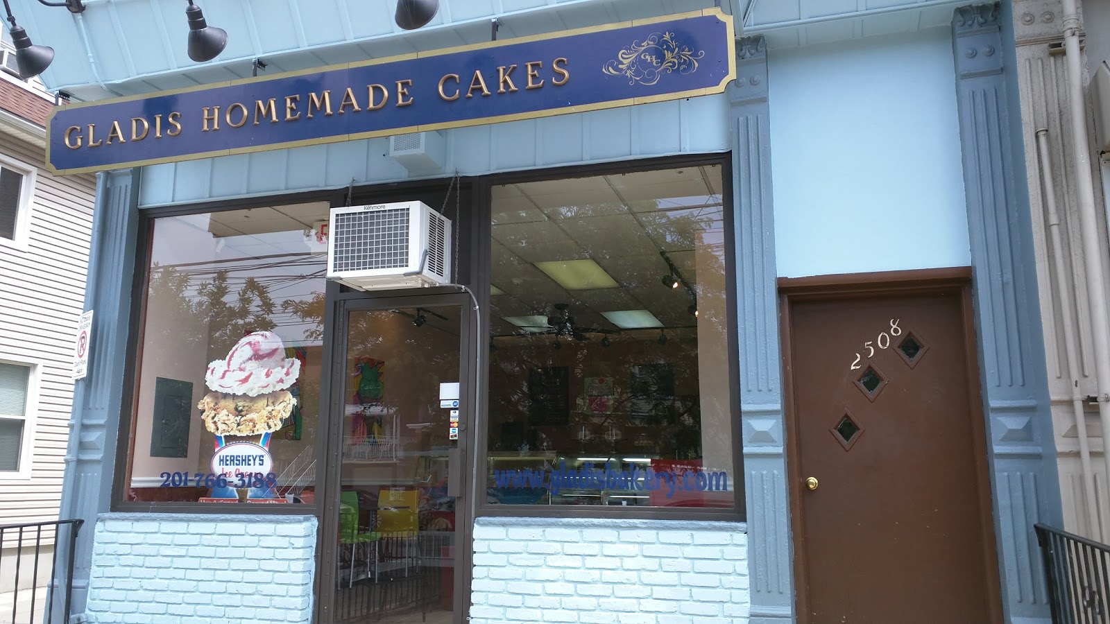 Photo of Gladis Homemade Cakes in Weehawken City, New Jersey, United States - 8 Picture of Food, Point of interest, Establishment, Store, Cafe, Bakery