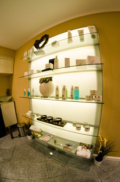 Photo of Louis B.P. Salone D’Bellezza in Bronx City, New York, United States - 7 Picture of Point of interest, Establishment, Beauty salon, Hair care