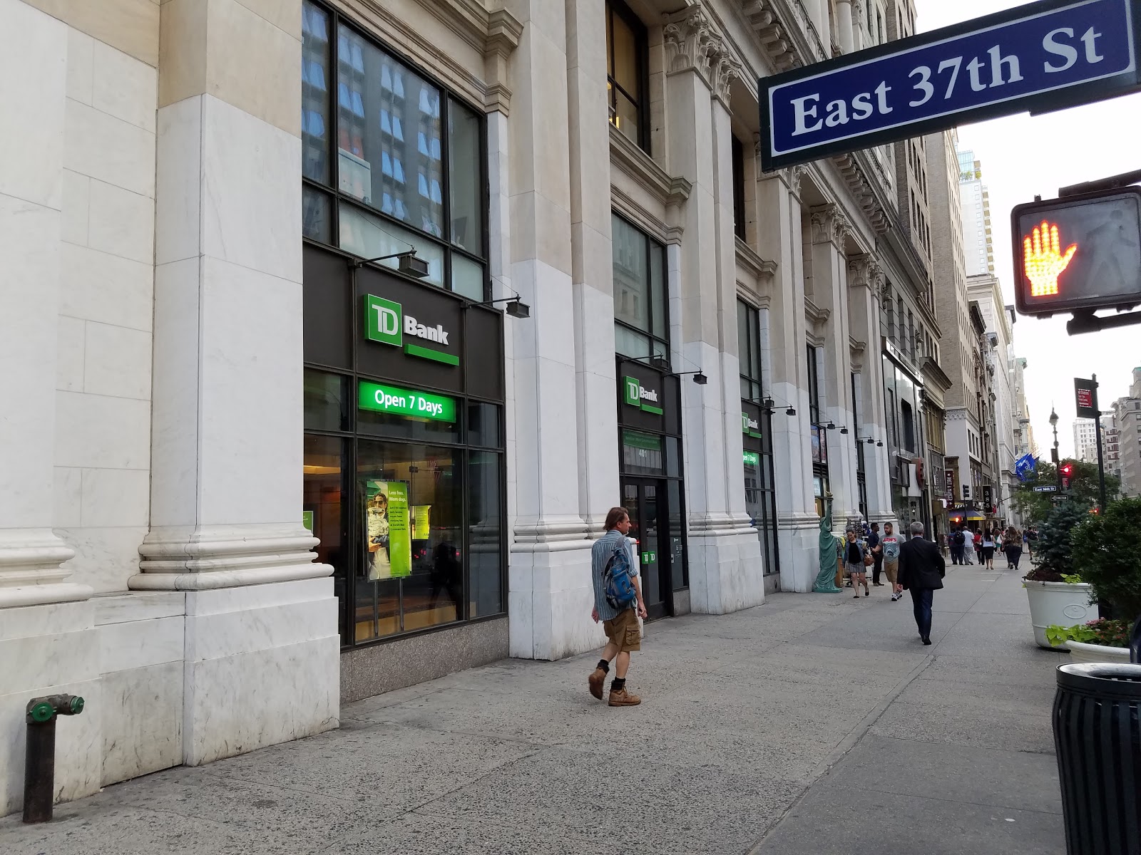 Photo of TD Bank in New York City, New York, United States - 1 Picture of Point of interest, Establishment, Finance, Atm, Bank