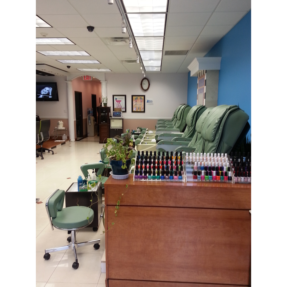 Photo of Beyond Nails &SPA in Essex County City, New Jersey, United States - 2 Picture of Point of interest, Establishment, Beauty salon, Hair care