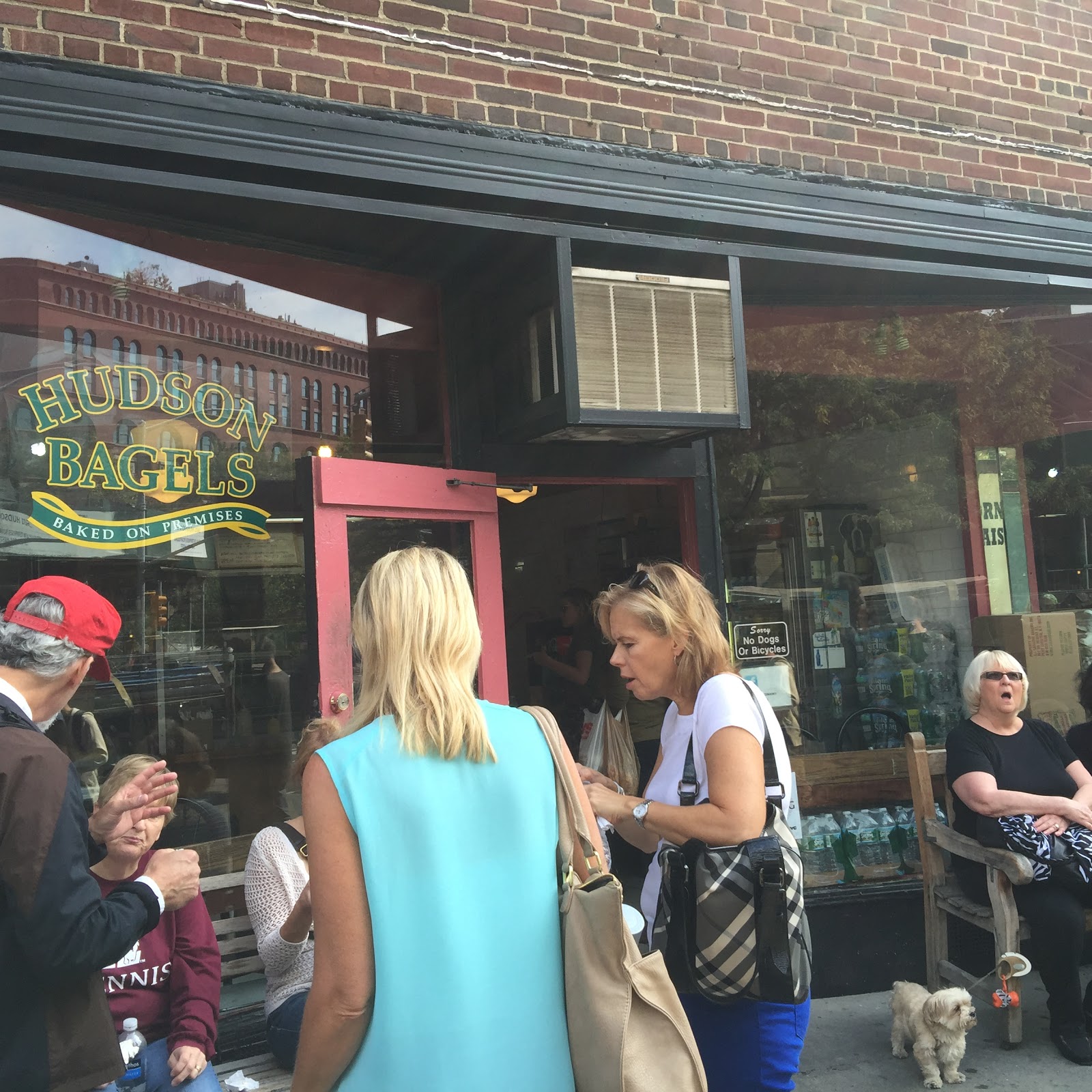 Photo of Hudson Bagels in New York City, New York, United States - 3 Picture of Restaurant, Food, Point of interest, Establishment, Store, Bakery