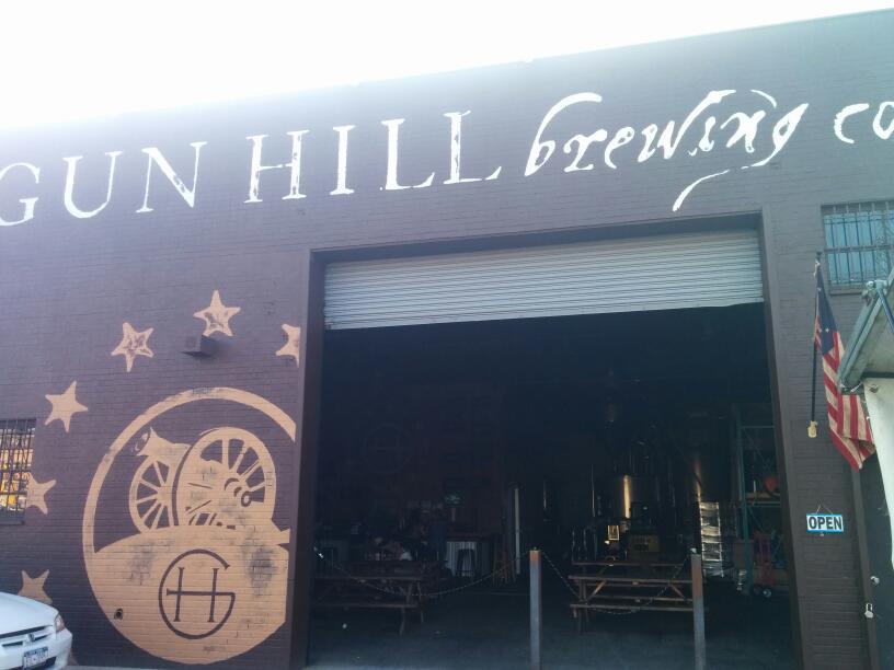 Photo of Gun Hill Brewing Company in Bronx City, New York, United States - 2 Picture of Restaurant, Food, Point of interest, Establishment, Bar