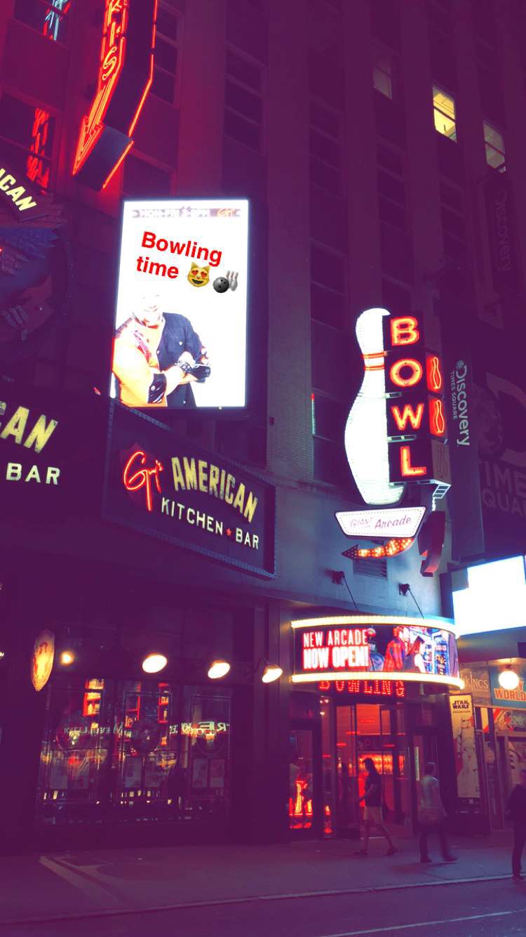 Photo of Bowlmor Times Square in New York City, New York, United States - 5 Picture of Restaurant, Food, Point of interest, Establishment, Bar, Bowling alley