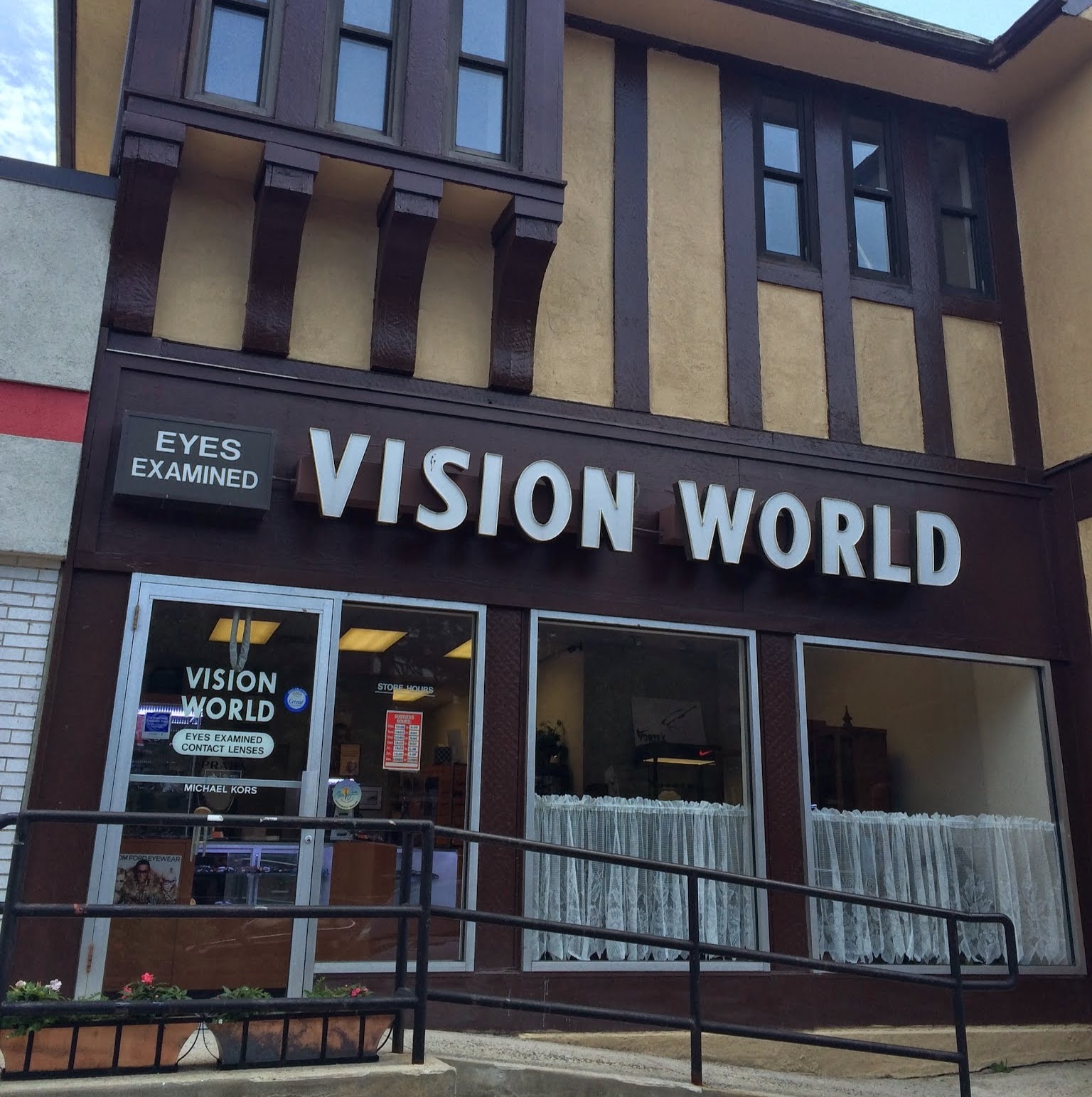 Photo of Vision World of Pelham Manor in Pelham City, New York, United States - 1 Picture of Point of interest, Establishment, Store, Health